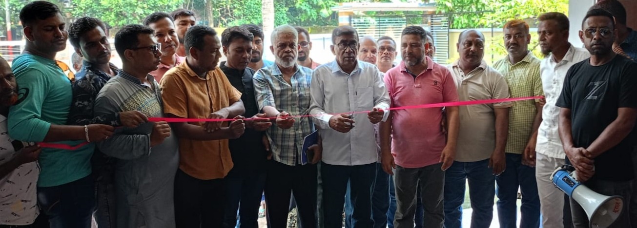 যুবদলের ৪৬ তম প্রতিষ্ঠাবার্ষিকী উপলক্ষে সাতক্ষীরায় ফ্রি মেডিকেল ক্যাম্প ও ওষাধ বিতরণ
